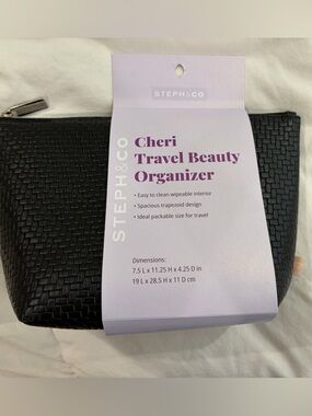 Set of Three Travel Beauty Organizer - Black